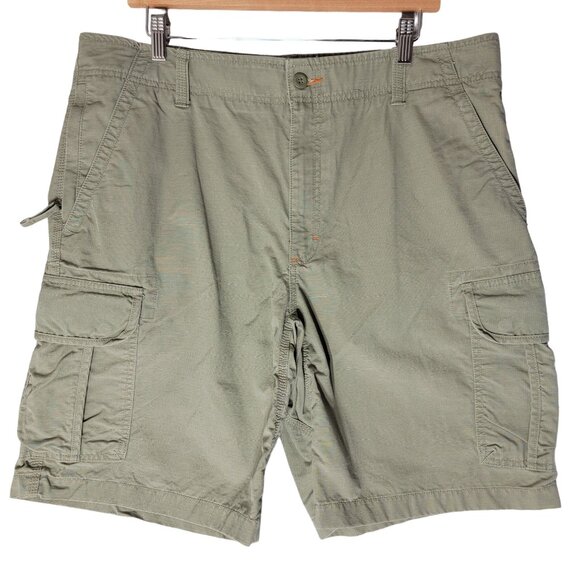 LL Bean Mens Cargo Shorts Ripstop Natural Fit Olive Green Pockets Hiking Sz 38W - Picture 1 of 13